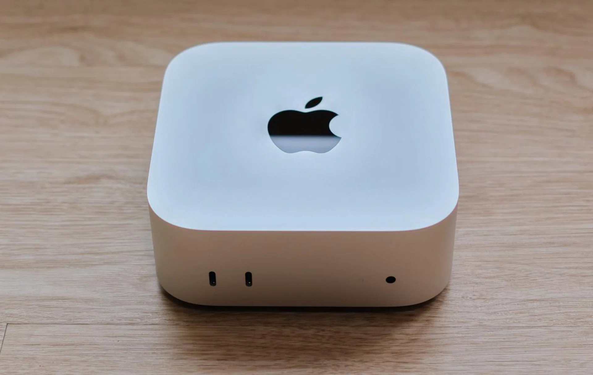 The new small Mac mini looks like a small Mac Studio. Photo: HWZ