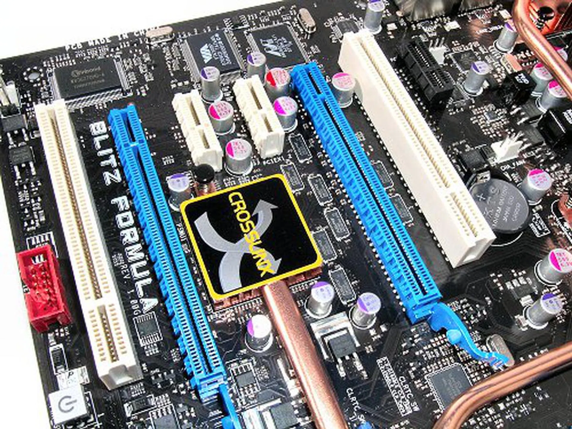 Not only proper CrossFire, but great slot layout as well.