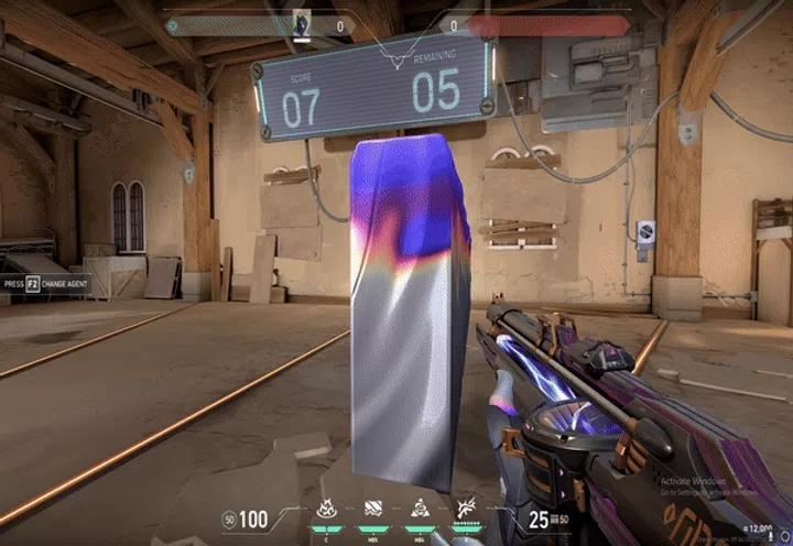 The wall is unbreakable. Gif: HWZ