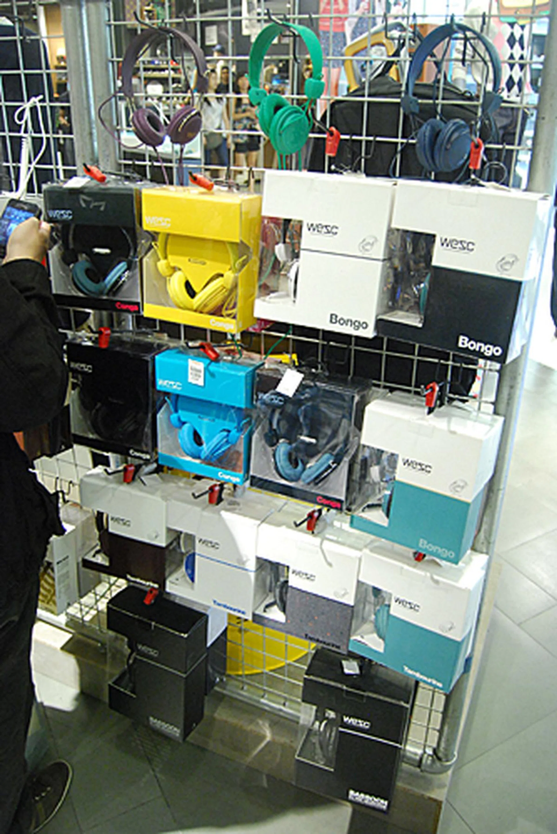 WeSC also has a host of other headphones besides the Chambers by RZA series.