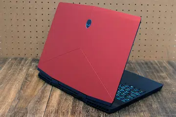 Alienware m15