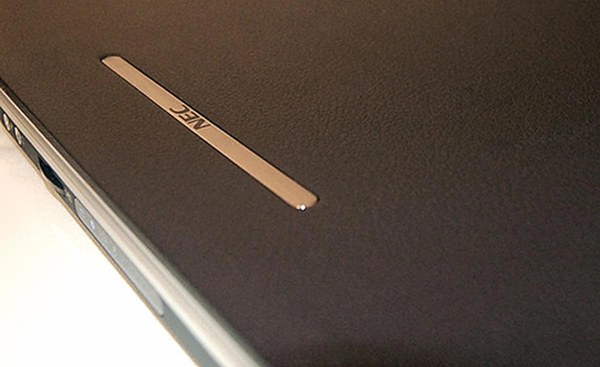 NEC Releases World's First Intel Core 2 Duo Notebooks
