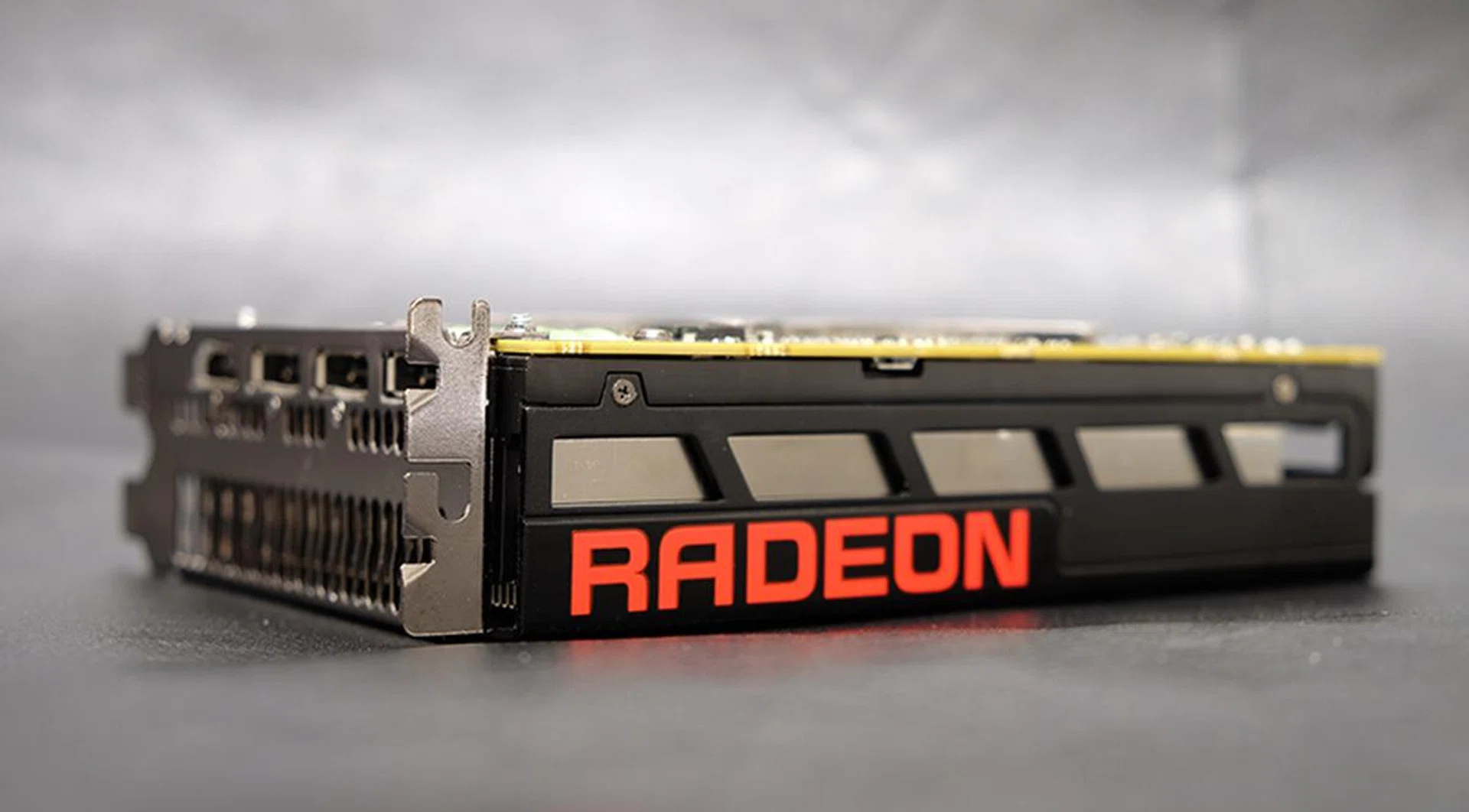 AMD Radeon R9 Nano