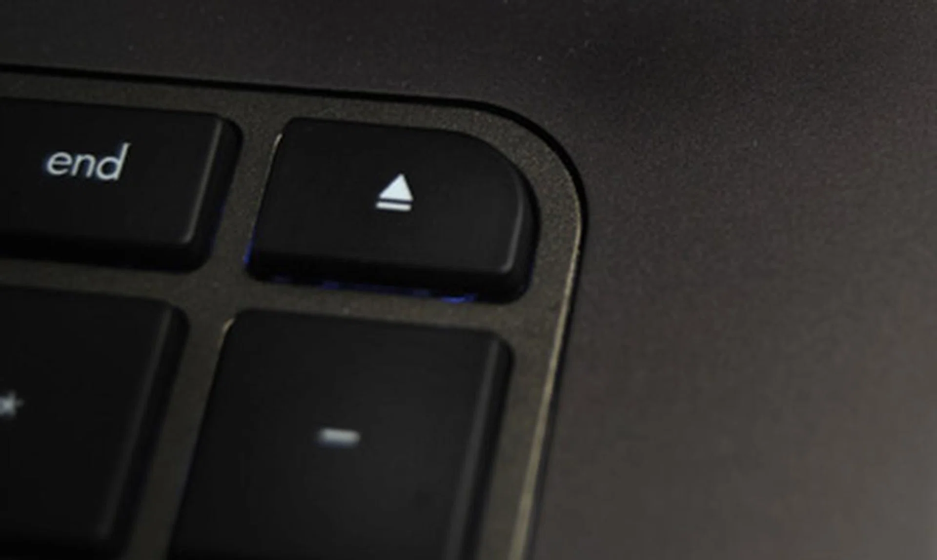 It might be nitpicking, but the keyboard well and plastic base don't look as premium as the rest of the notebook.