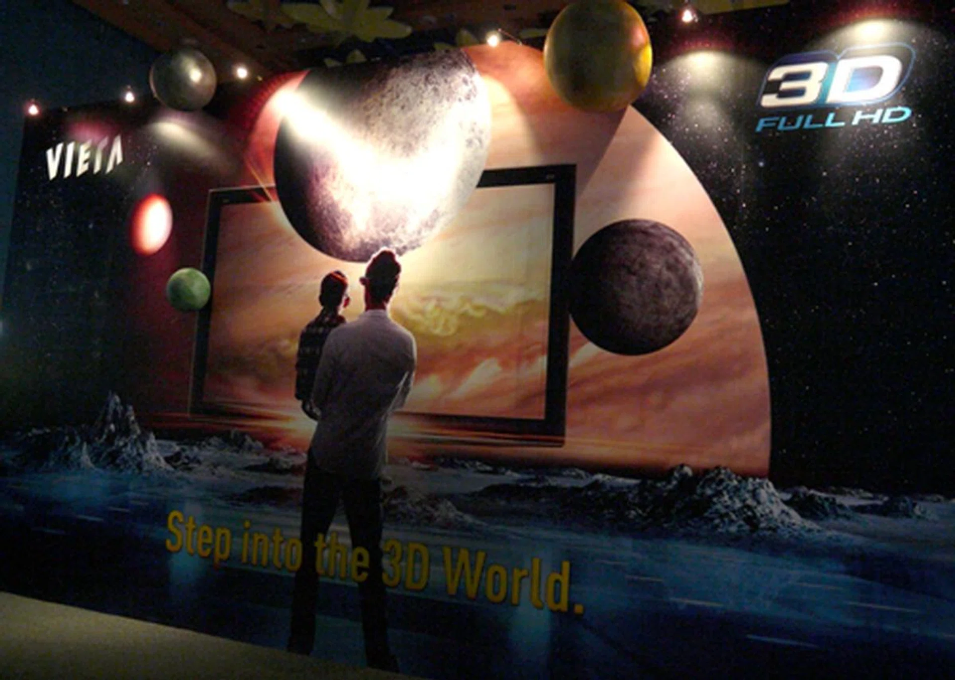An imposing billboard greeted us as we stepped into Panasonic's 3D world. Aside from the 3D-ready VT20 model, Panasonic is also introducing a new fleet of Plasma and LCD displays for 2010, including those with LED-backlights.