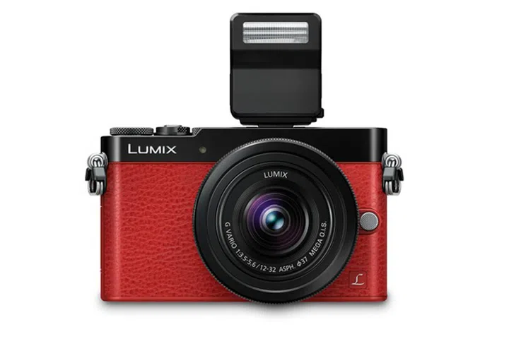Panasonic announces new Lumix GM5 mirrorless camera and a new