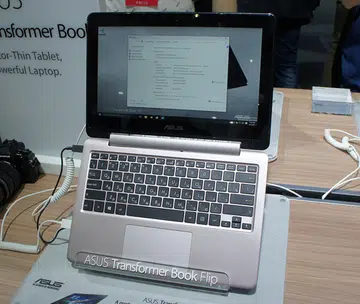 The new Transformer Book Flip TP200 is considerably more compact than its predecessor.