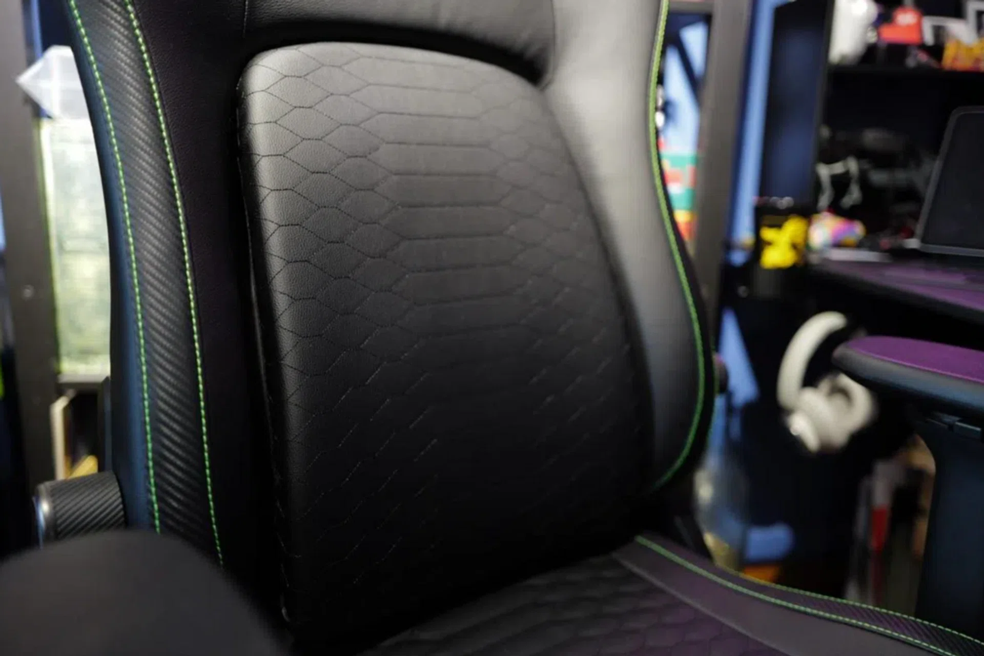 Razer Iskur