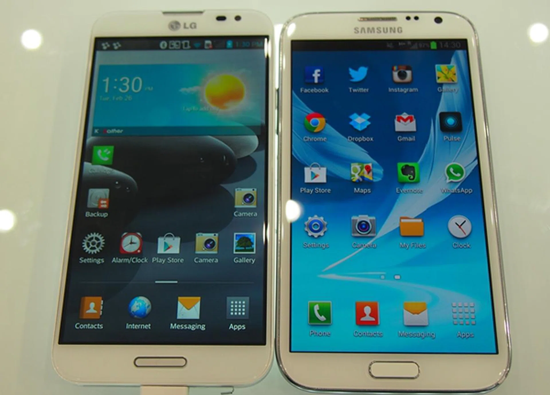 The LG Optimus G Pro is designed with one goal in mind: be on-par with the Samsung Galaxy Note II or be better.