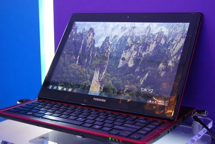 Toshiba’s Portege M930 is a 13.3-inch touchscreen based Ultrabook running an Intel Core i5 processor that converts from a tablet-like form factor to being a pseudo notebook by sliding out a keyboard - much like the ASUS Eee Pad Slider, but in a bigger form factor. In its current form, Toshiba states that it weighs about 1.95kg, heavy by Ultrabook standards.