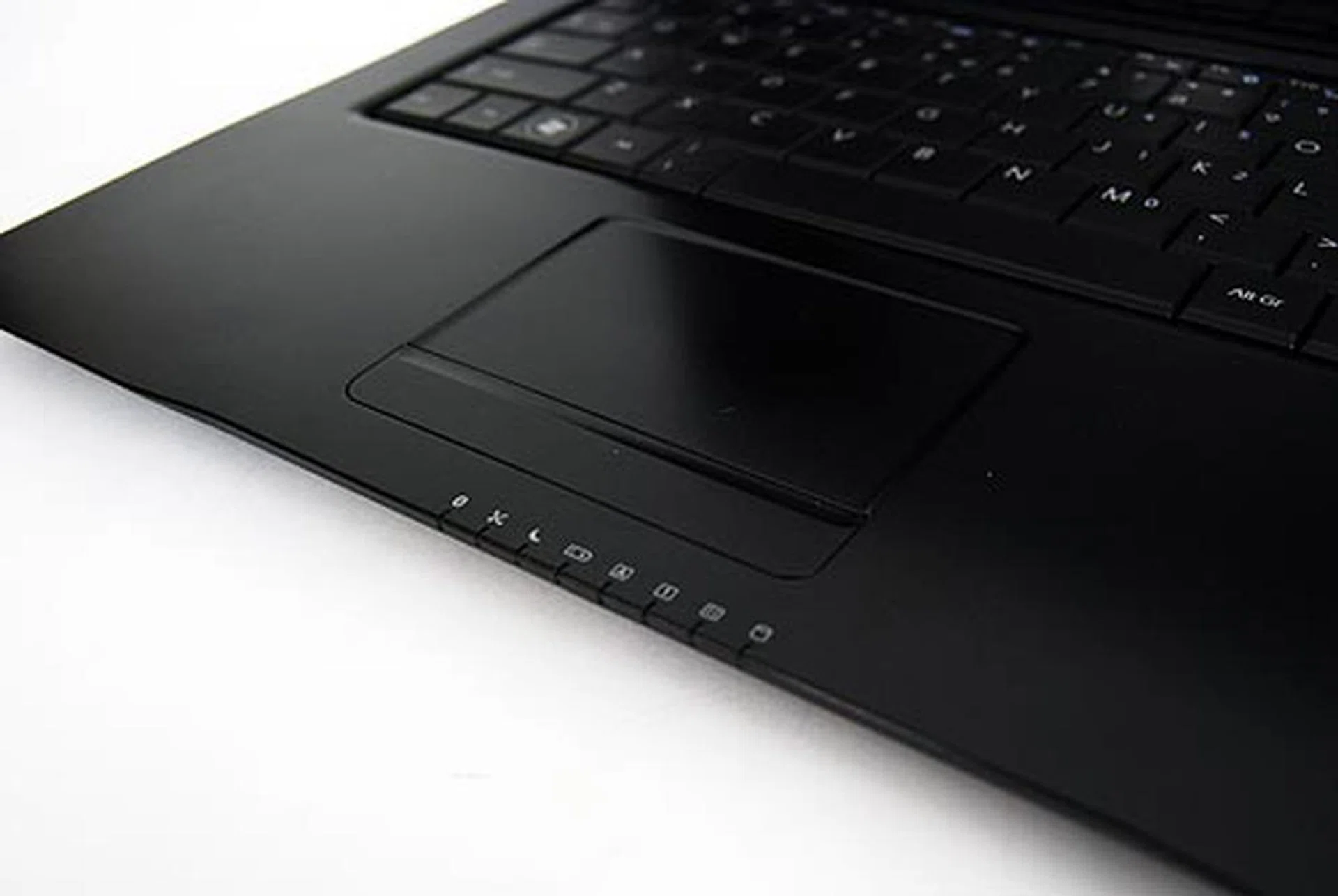 The trackpad lacks multi-touch and a scroll option, so it can be somewhat tedious to navigate with the trackpad. Tracking performance though was great with no issues.