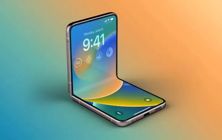 Analyst Jeff Pu claims Apple will launch a foldable iPad/MacBook hybrid device in Q2 2026 and a foldable iPhone later that year. (Photo: 9to5Mac)