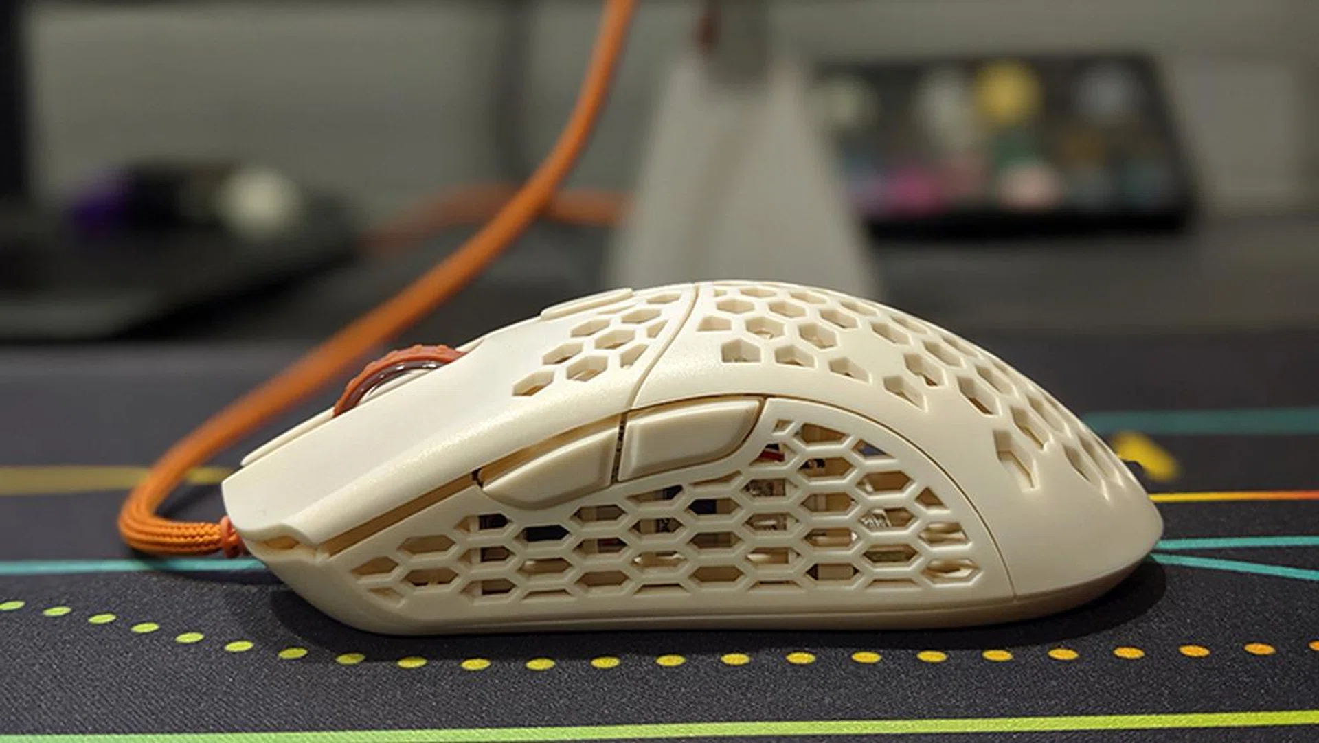 Finalmouse Ultralight 2