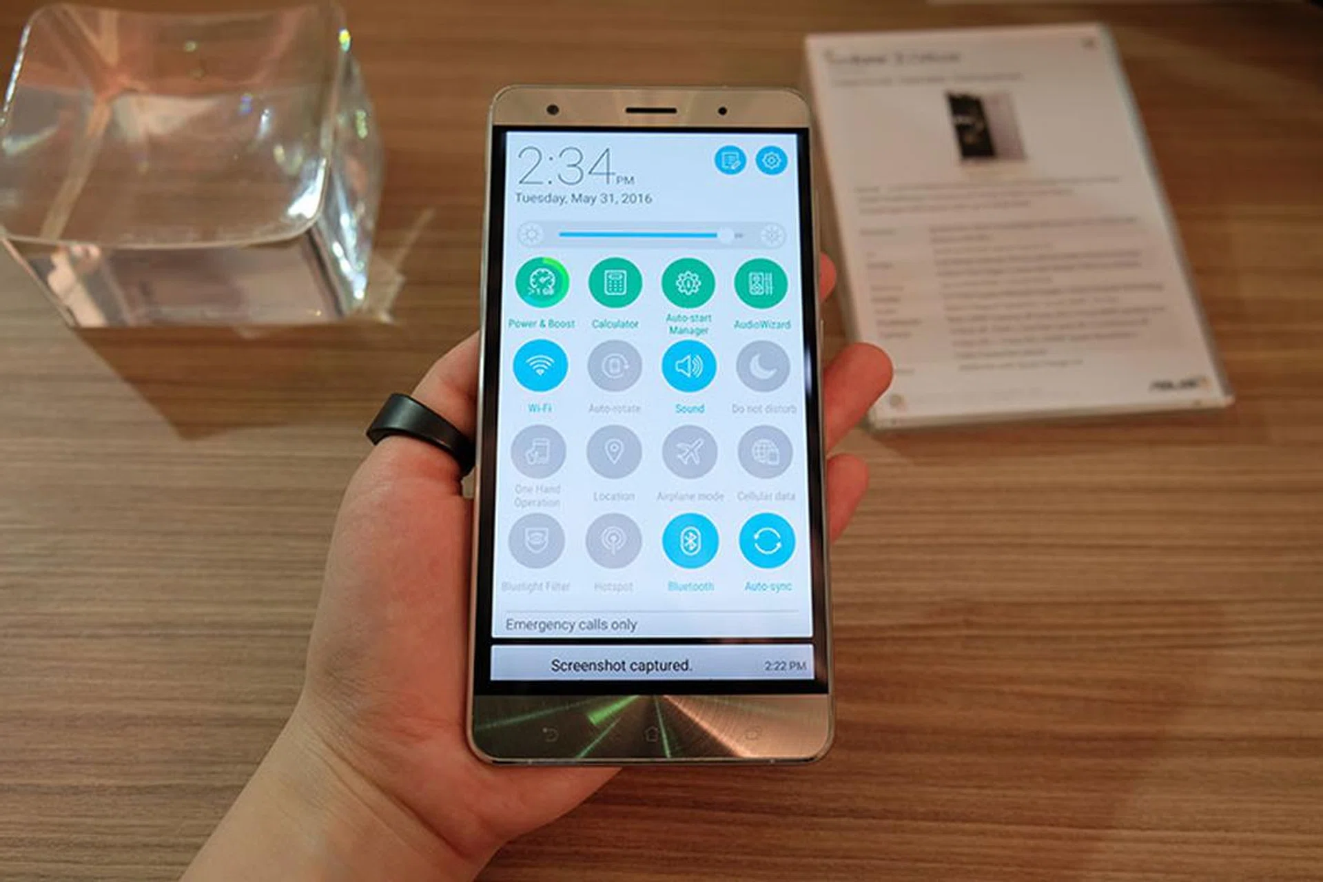 ASUS ZenFone 3 Deluxe