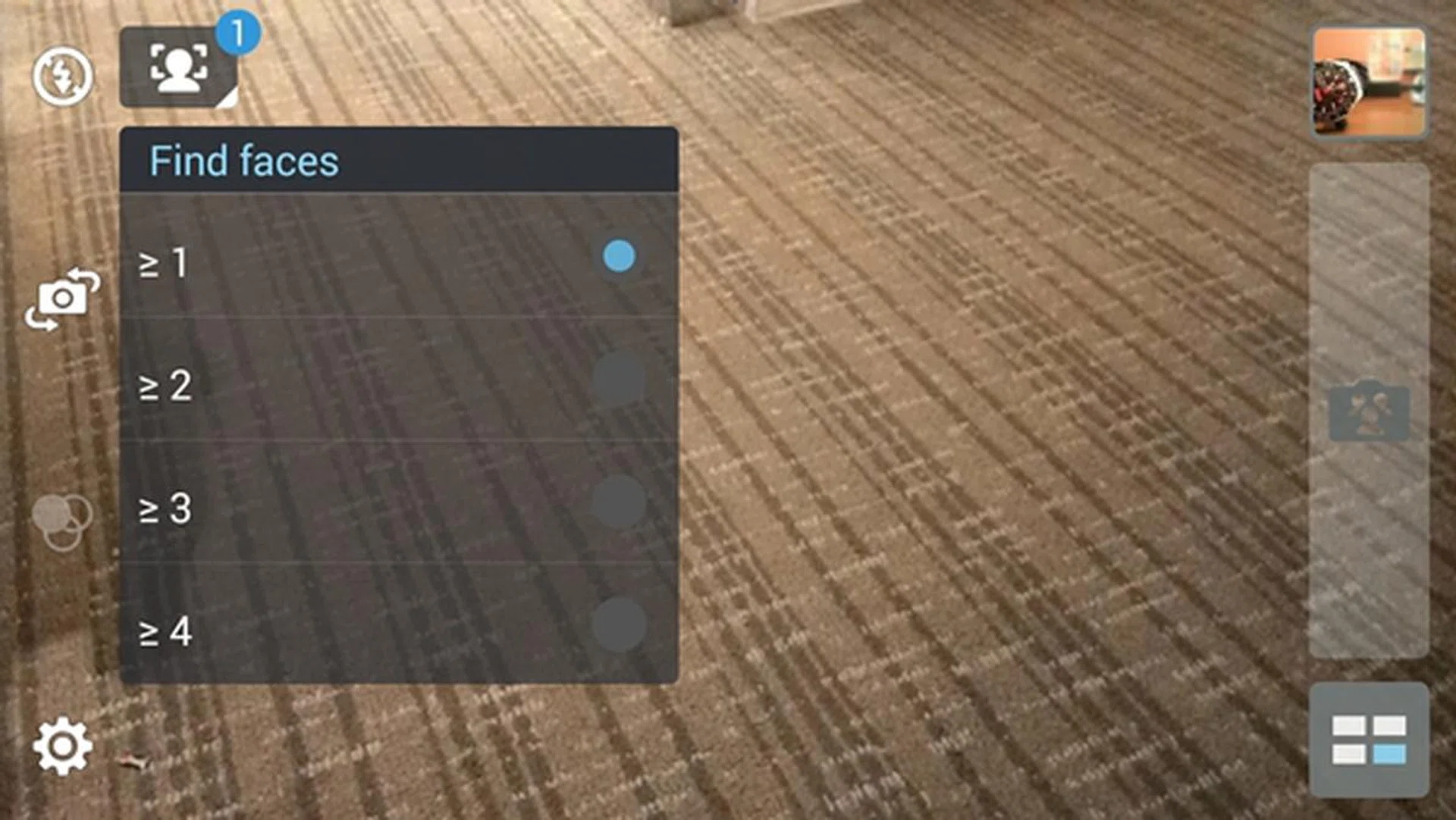 You can select the number of faces for the camera to detect in selfie mode.