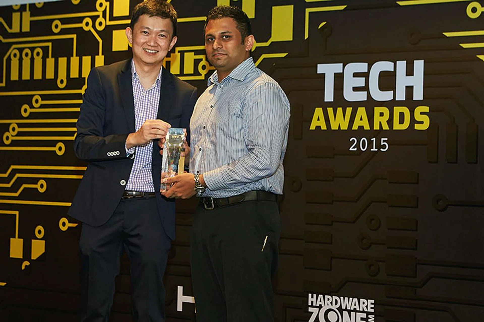 The Readers' Choice award for Best NAS Brand goes to Synology. Here's Mr. Chamin Narasinghe, Marketing Manager for Memory World, accepting the trophy on behalf of Synology.
