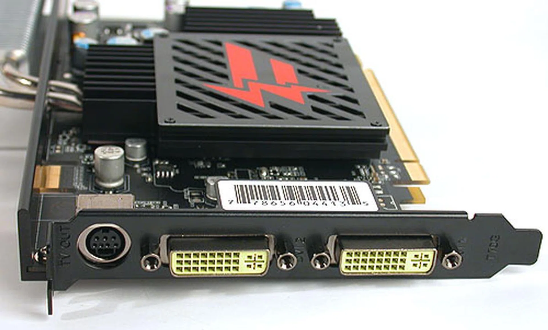 HDCP support is not compulsory in the GeForce 8600 GT and there is no indication that this Fatality edition is any different.