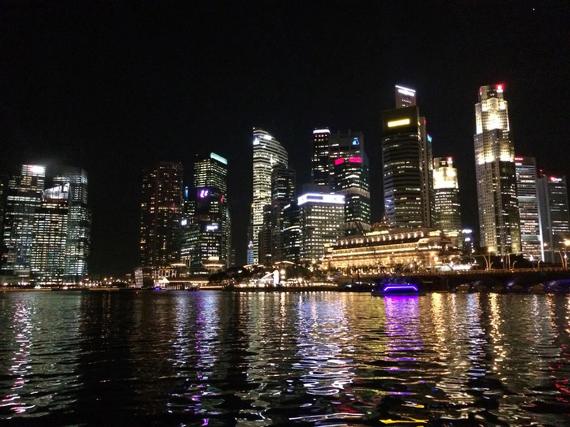 iPhone 5S, f/2.2 at 30mm, 1/15 sec, ISO 640.