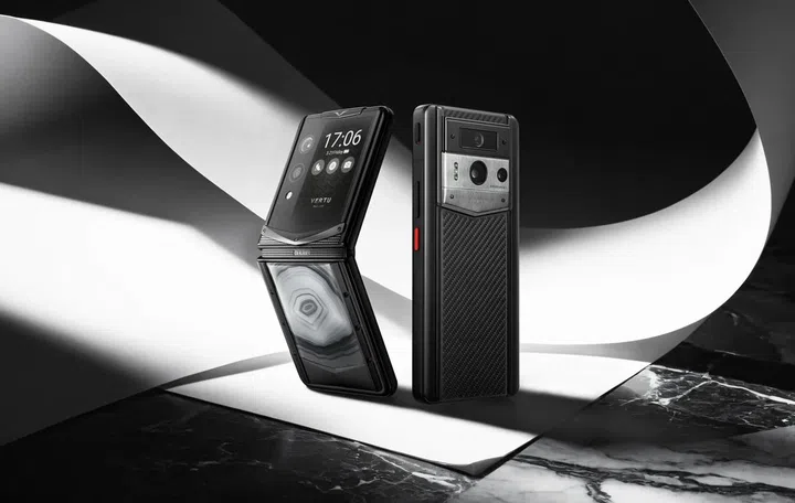 Yes, Vertu is still making phones. Yes, some can boot multiple OSes. No, we don't know why they cost more than some body parts on the black market. Image: Vertu.