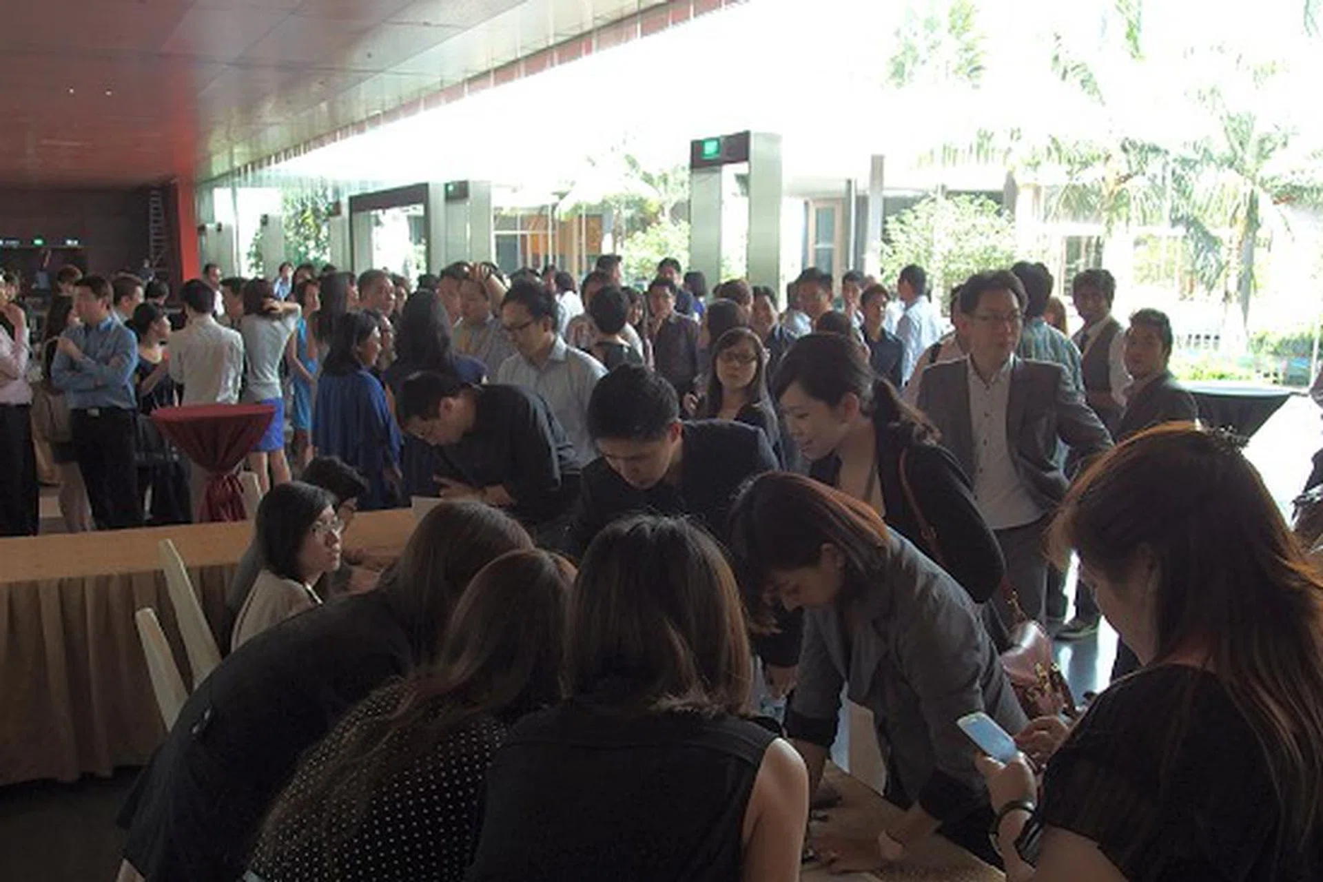 A pretty large turnout of industry partners and brand managers were busy networking just before our fourth annual HWM+HardwareZone.com Tech Awards began.