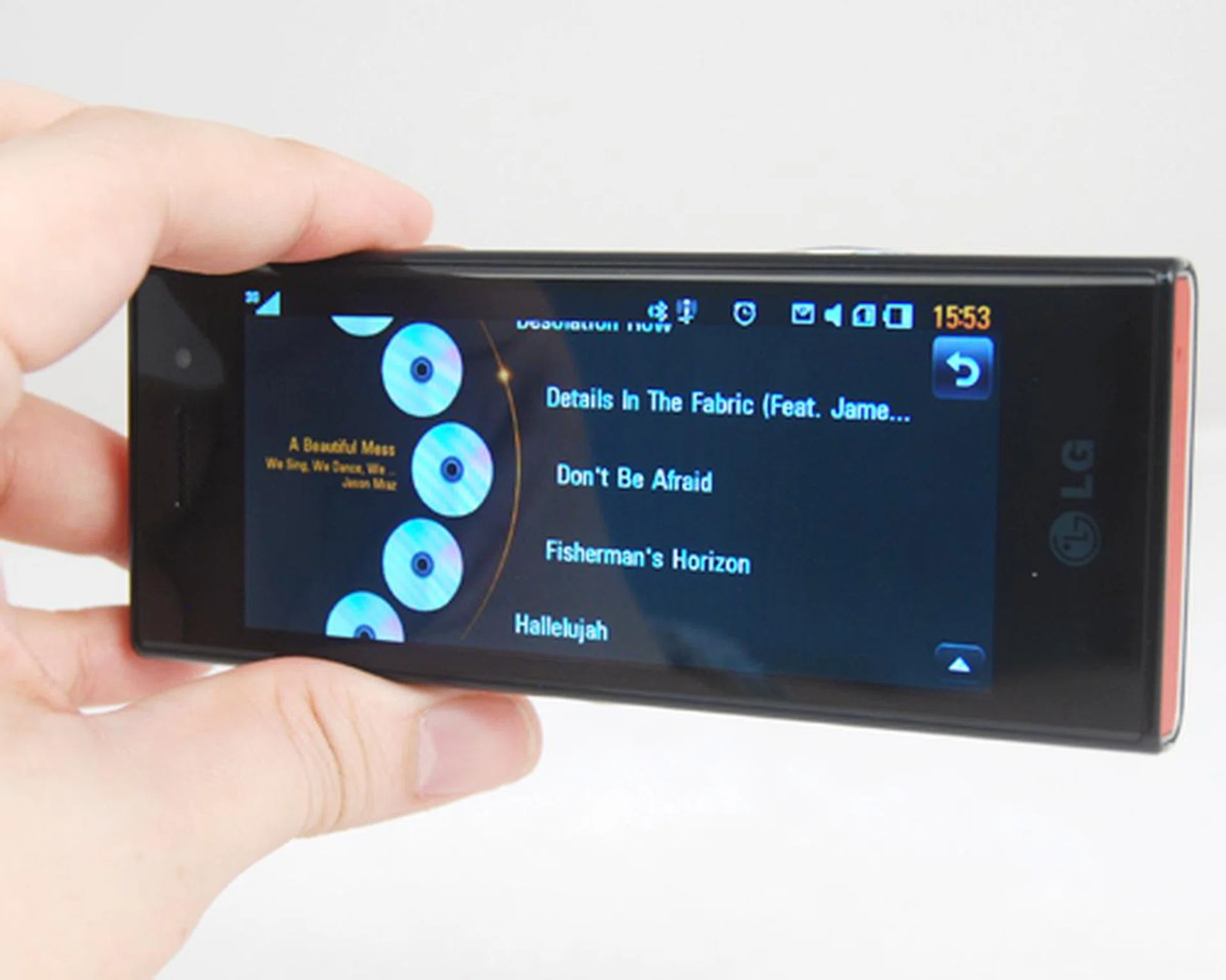 The spin wheel interface is reminiscent of what you see on the Chocolate's camera interface.