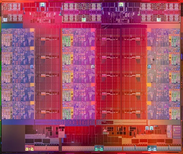 The Intel Xeon Processor E7 v2 product die. (Image Source: Intel)