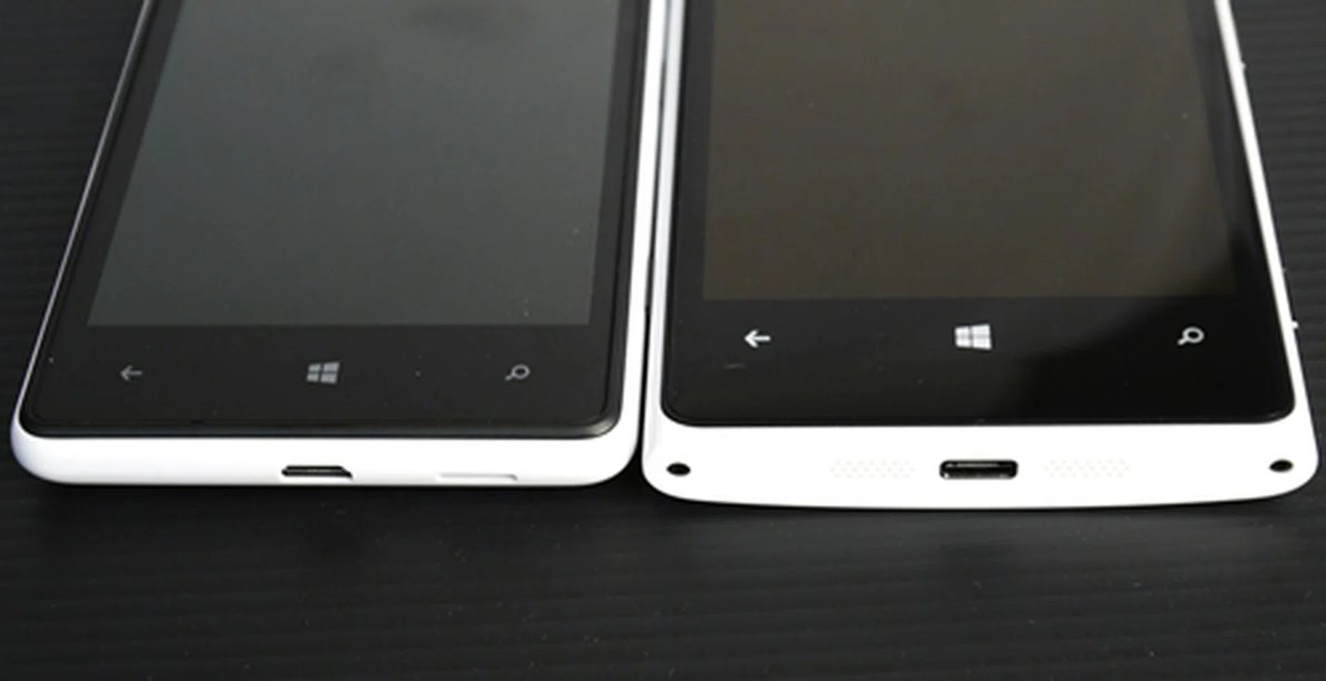 The Nokia Lumia 820 on the left and the 920 on the right - bigger bezel, bigger body, for bigger hands!
