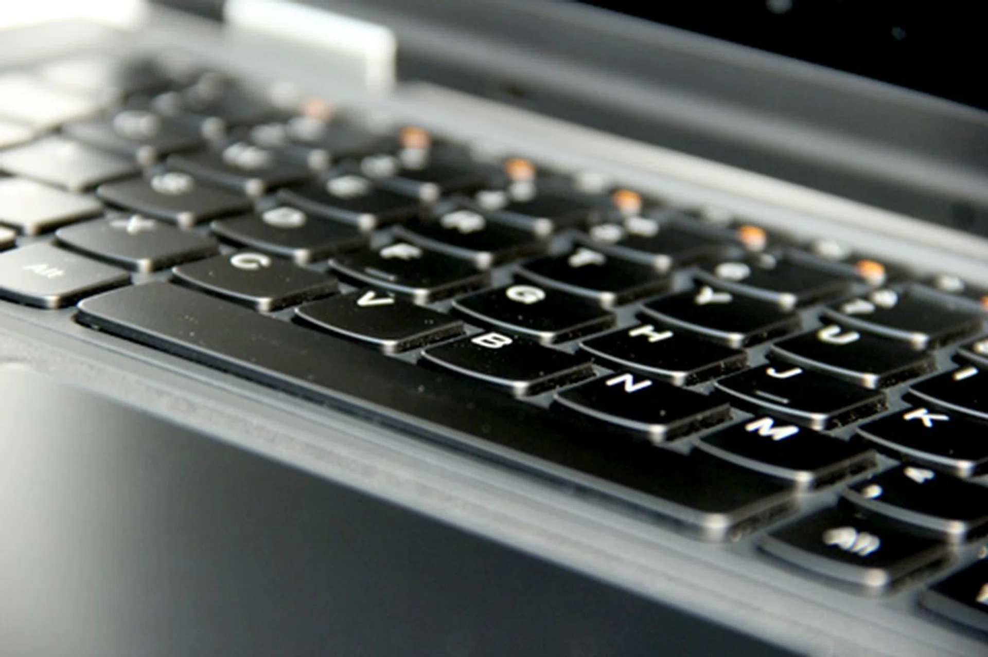 The Accutype chiclet keyboard on the Yoga reminds us of the more robust keyboards on Thinkpads. It's a bit shallow, but there's plenty of resistance for a comfortable typing experience.
