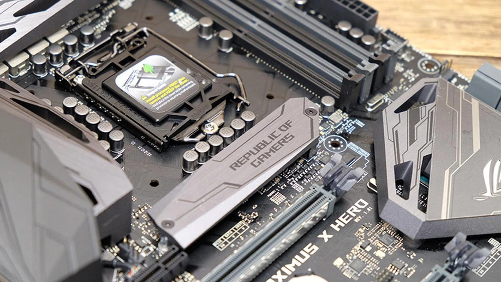ASUS ROG Maximus X Hero