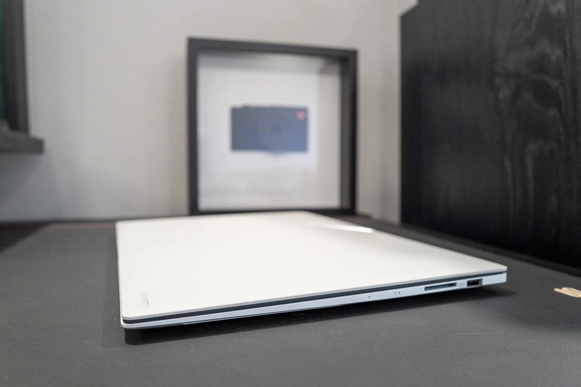 ASUS' new Ceraluminum finishing has to be seen in real life to be fully appreciated. PHOTO: HWZ