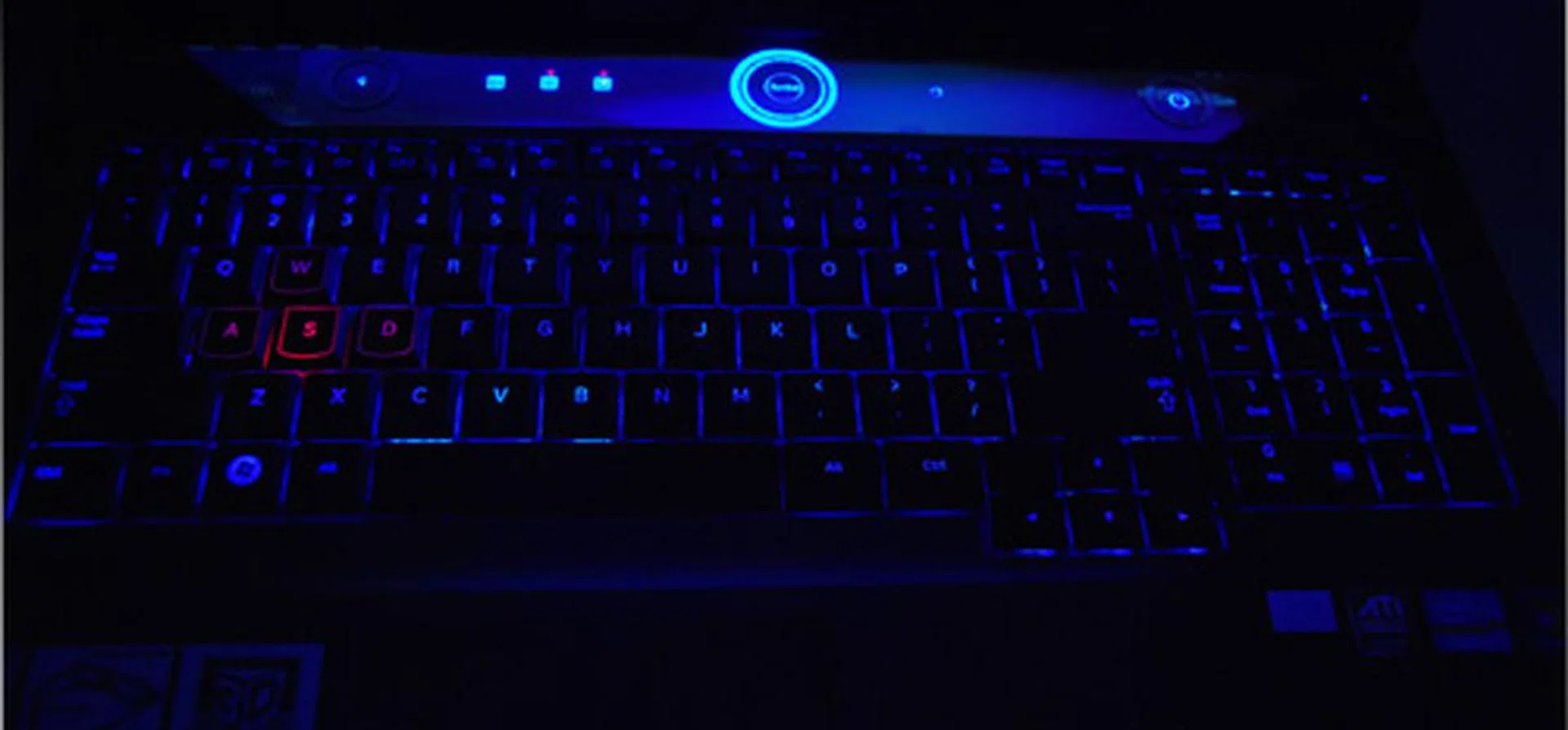Gaming Mode with blue back lighting and WASD lit up in red (although, the red light seems to only be under the S key)
