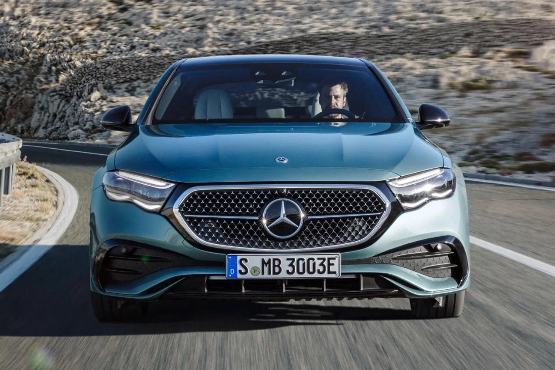 The new W214 Mercedes-Benz E-Class (Image source: Mercedes-Benz)
