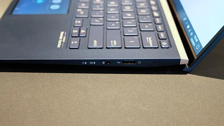 ASUS ZenBook 13