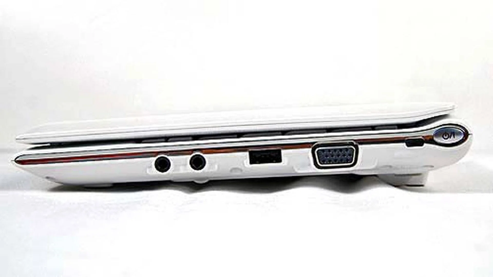 The right side of the netbook keeps things simple with just the audio jacks, one USB port and the VGA out. The power switch is also located here at the side.