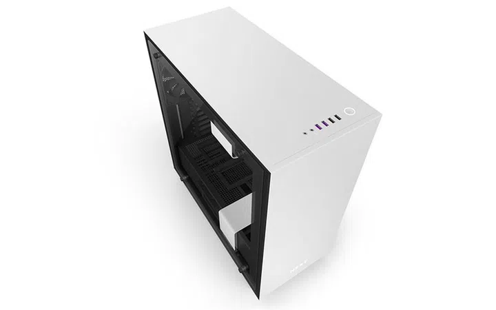 NZXT H700i