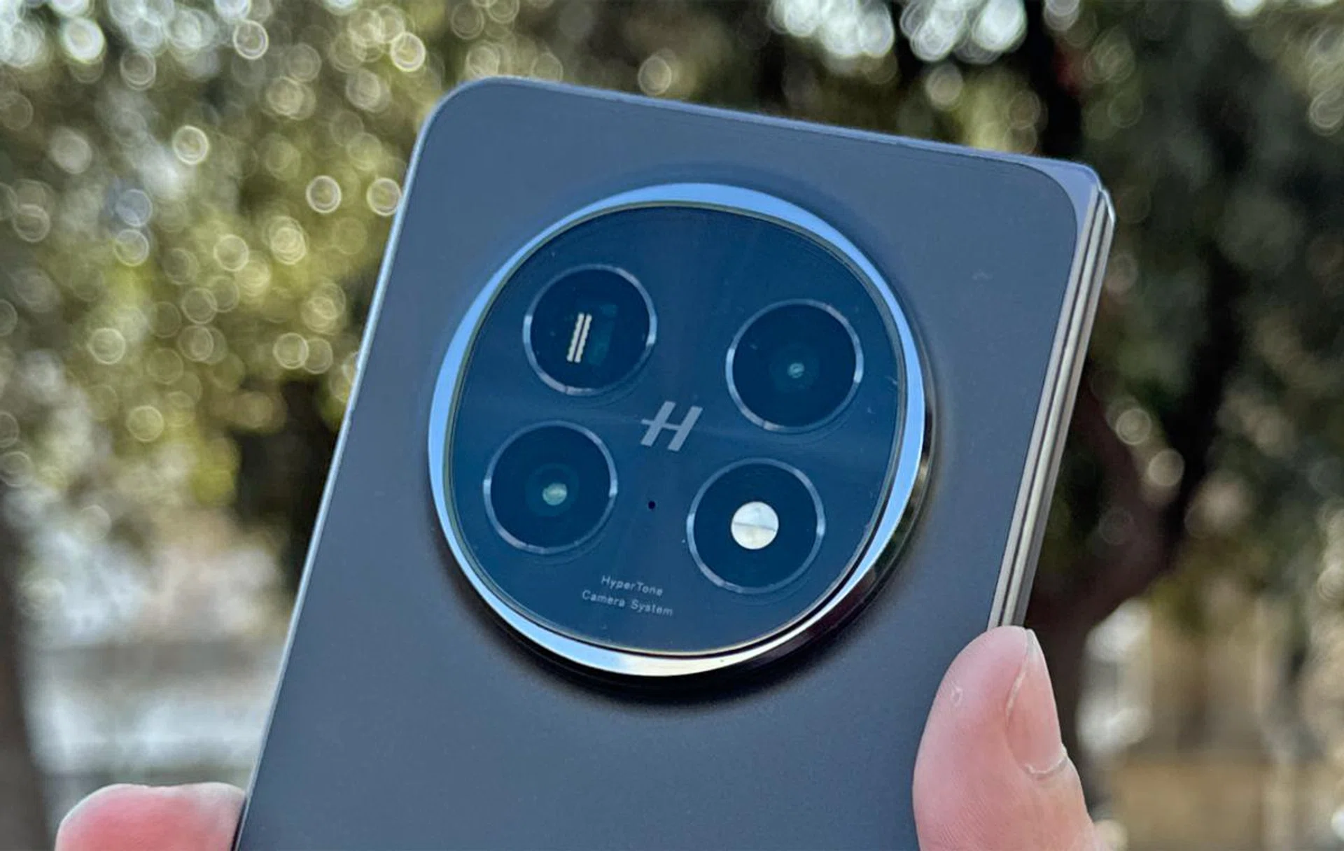 OPPO Find N5. Photo: HWZ.