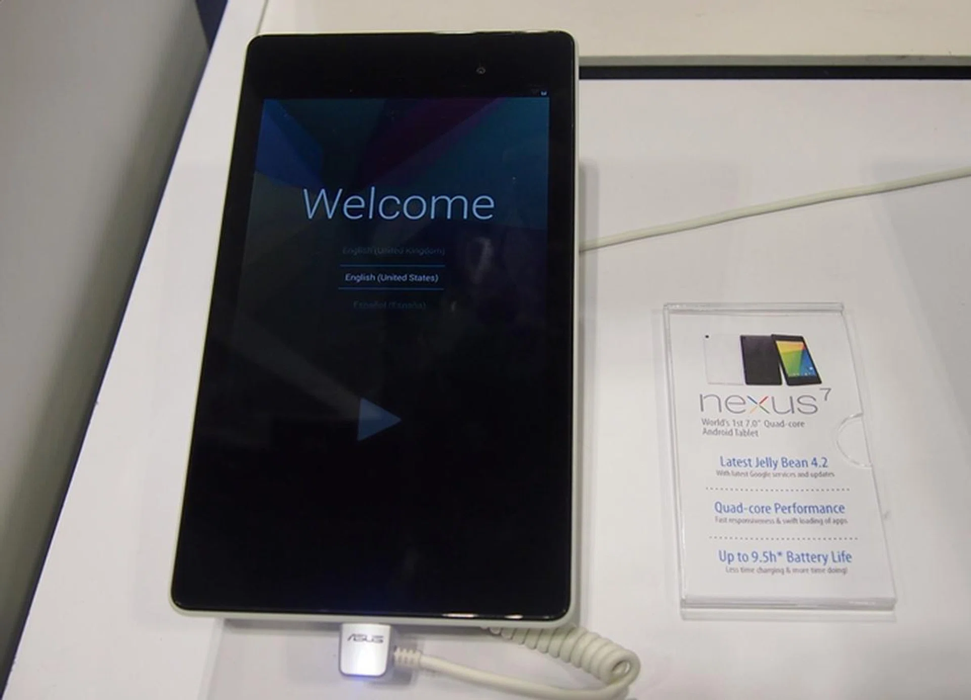 If you are looking for the best Android tablet experience, look no further than the ASUS Nexus 7 (2013). Running on stock Android 4.4 KitKat, the Nexus 7 (2013) delivers smooth performance and is the fastest to get the latest software updates from Google. It is available at $379 (16GB, Wi-Fi), $429 (32GB, Wi-Fi) and $529 (32GB, LTE). You also receive a free Travel Cover worth $29 with every purchase.