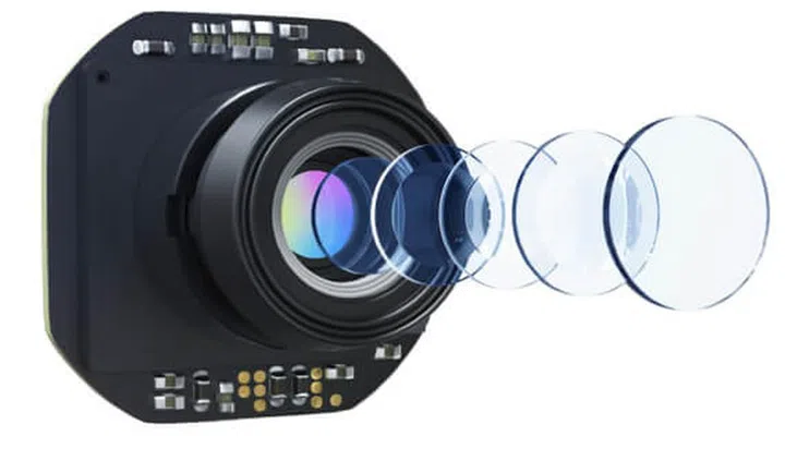 The lens used in the camera features five elements fit in a single group.