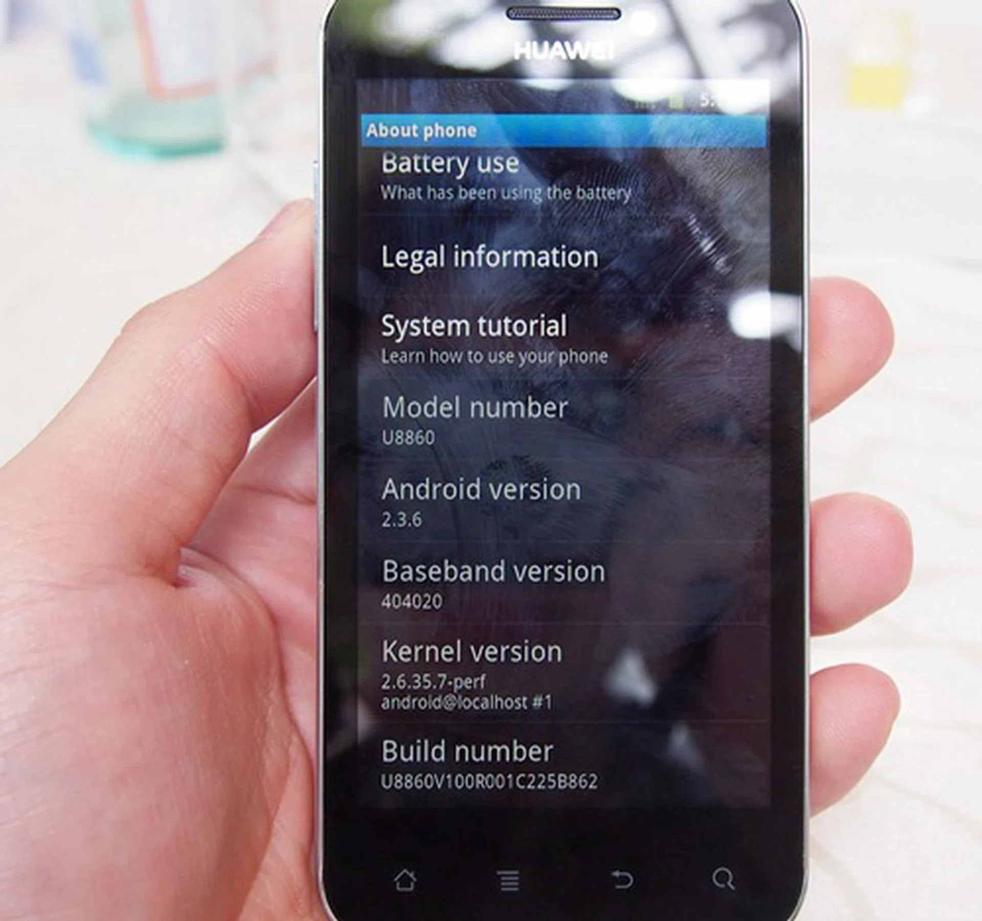 Although the Huawei Honor will be powered by Android 2.3 Gingerbread out of the box, the company stated that the device can be upgraded to Android 4.0 Ice Cream Sandwich. No time line has been provided at the moment.