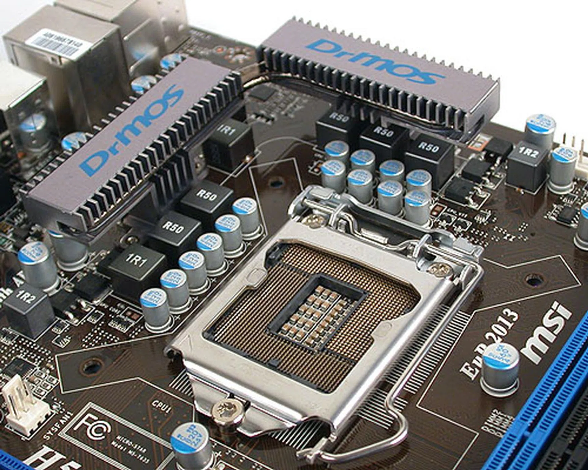 Impressive looking heatsink with heat-pipe linking the two sections. Seems like overkill to us but it does add some cred to this mainstream board for the overclocking slant. 