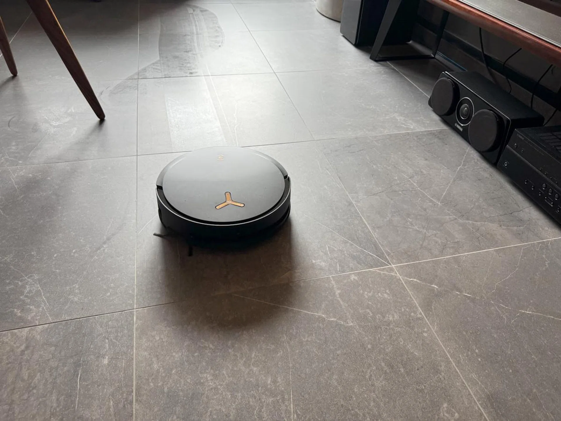 The Ecovacs Deebot X8 Pro Omni positively rolls away with my recommendation. Photo: HWZ
