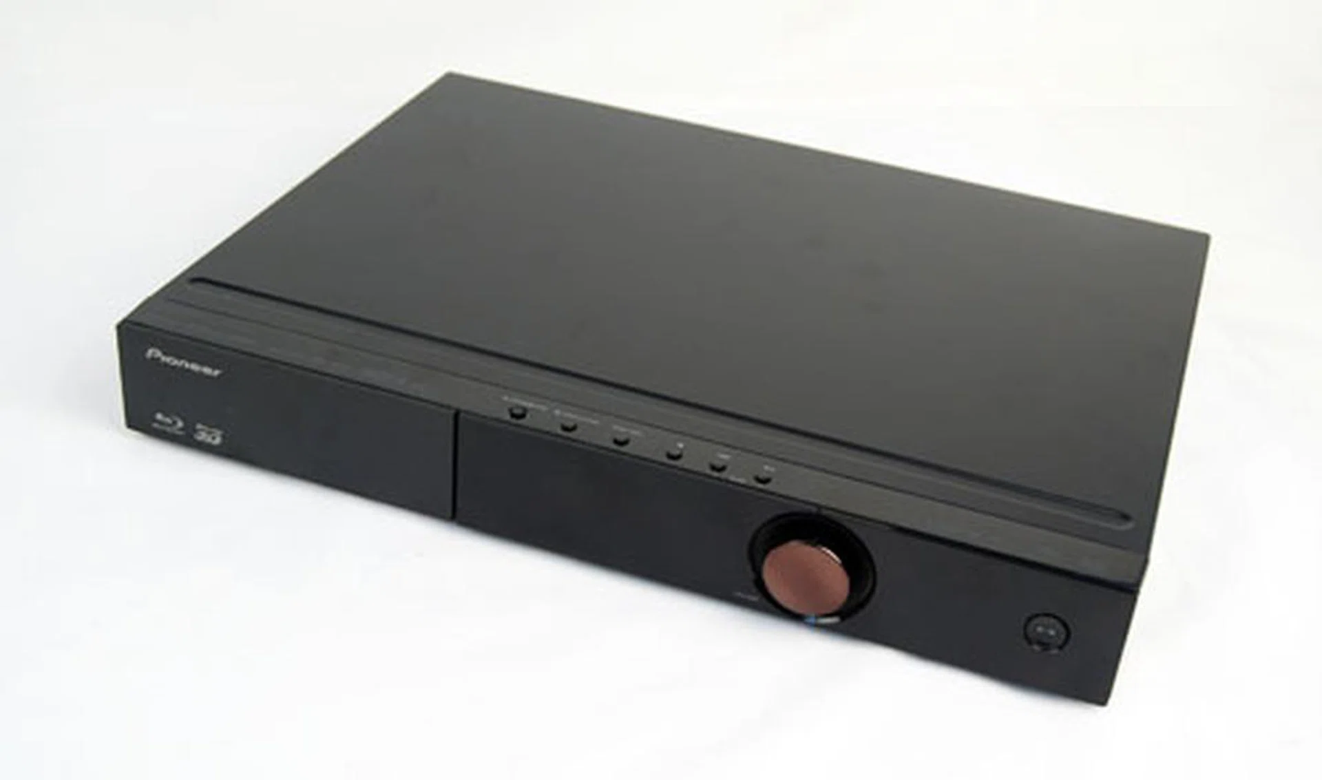 Slight tweaks have also been made to the Blu-ray player for the new HTZ-HW929BD sound bar system.