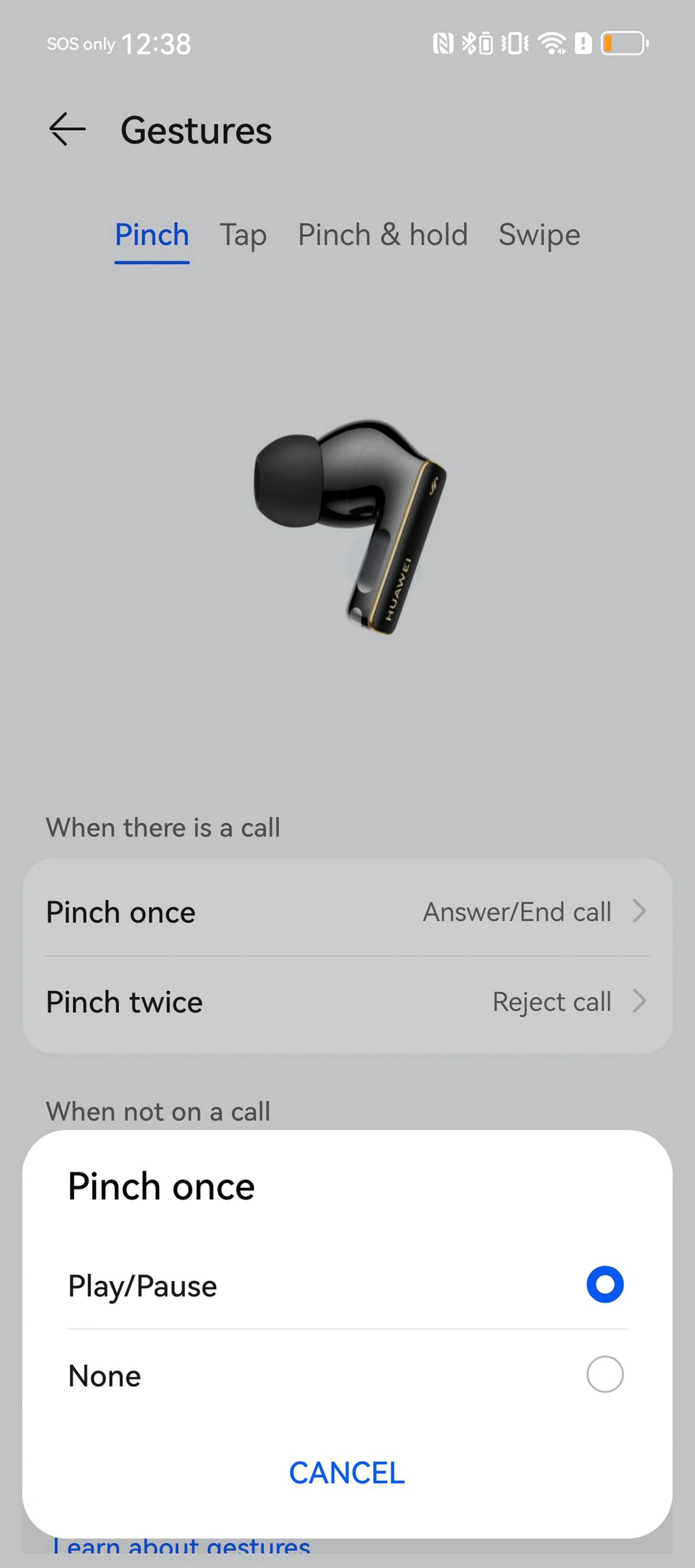 Limited pinch controls. Photo: HWZ.