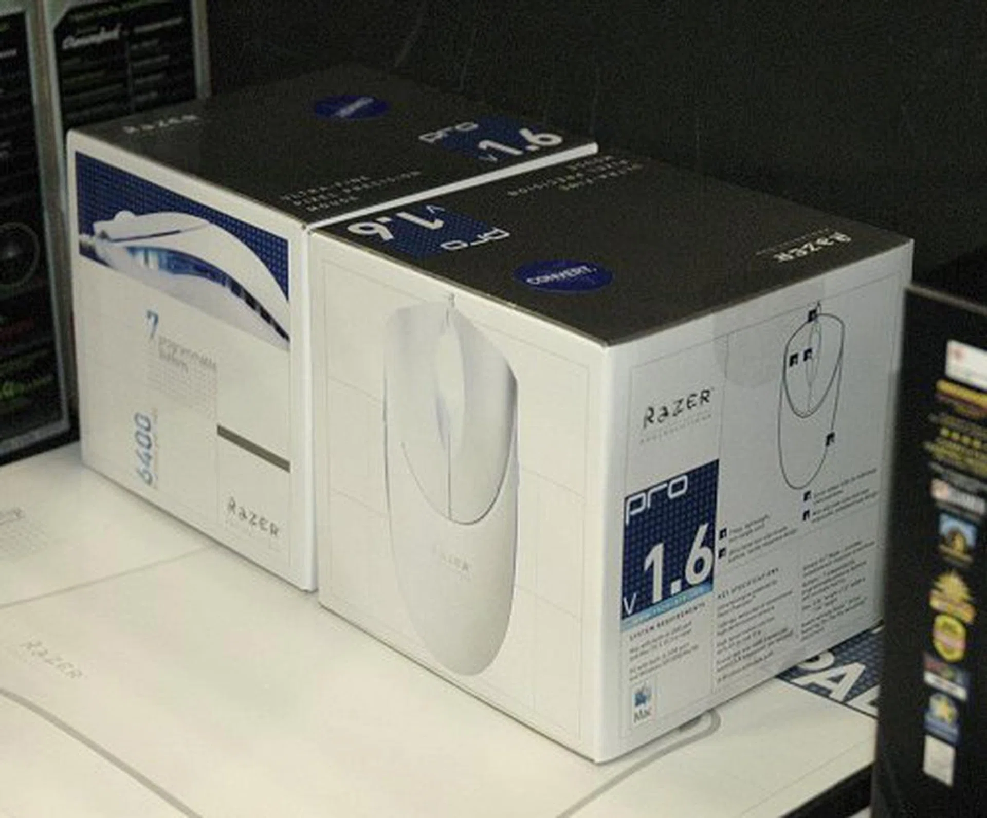  Answering the wishes of professionals who wanted a classier color and finishing to that of the Razer Diamondback is the Razer Pro|Click v1.6 mouse. It's only going for $59 and it comes with a matching white Propad mouse pad to boot.  