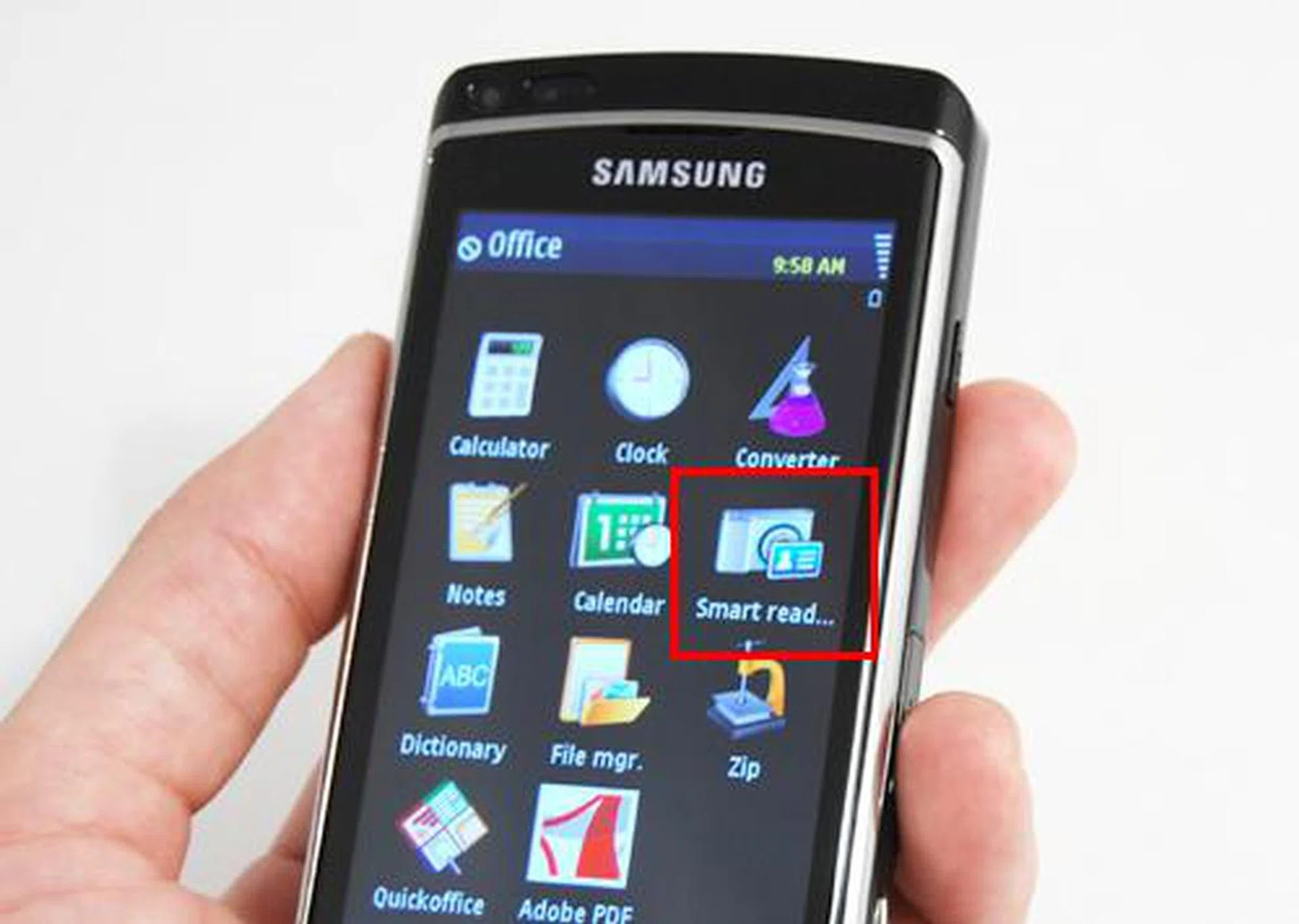 We were pretty amazed at the bundled Smart reader application that's actually a name card scanner. The accuracy rate was near 100%, with minimal errors to the names, phone numbers and email addresses captured on a name card.