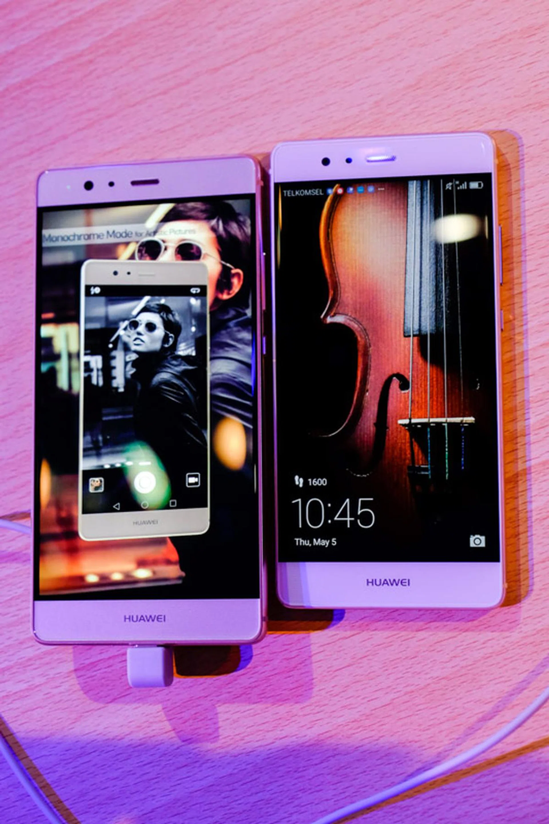 The P9 Plus on the left is only so slightly larger, but has better components internally. 