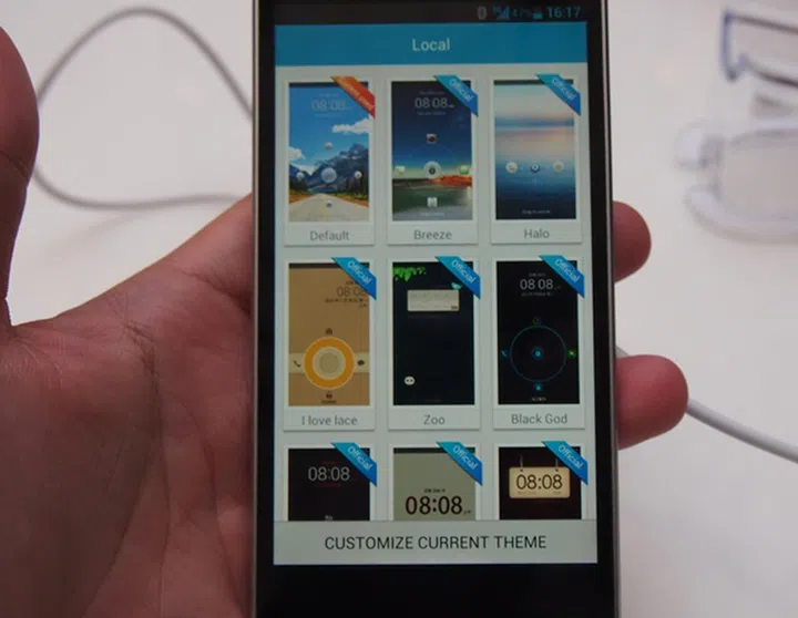 The Emotion user interface on the Huawei Ascend P2 feels fluid and smooth despite having many customizations.