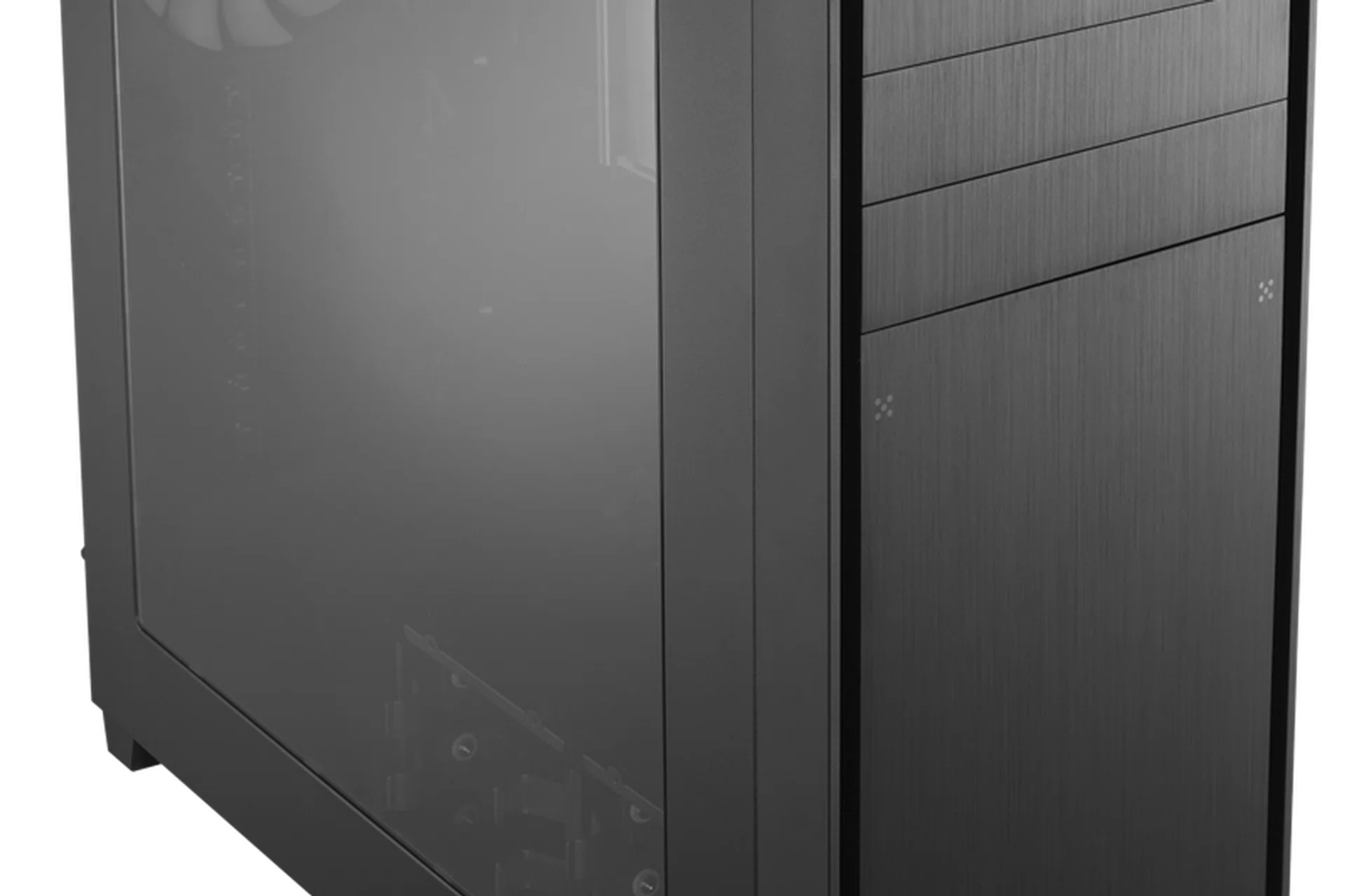 The latest addition to Corsair's Obsidian Series, the 750D.