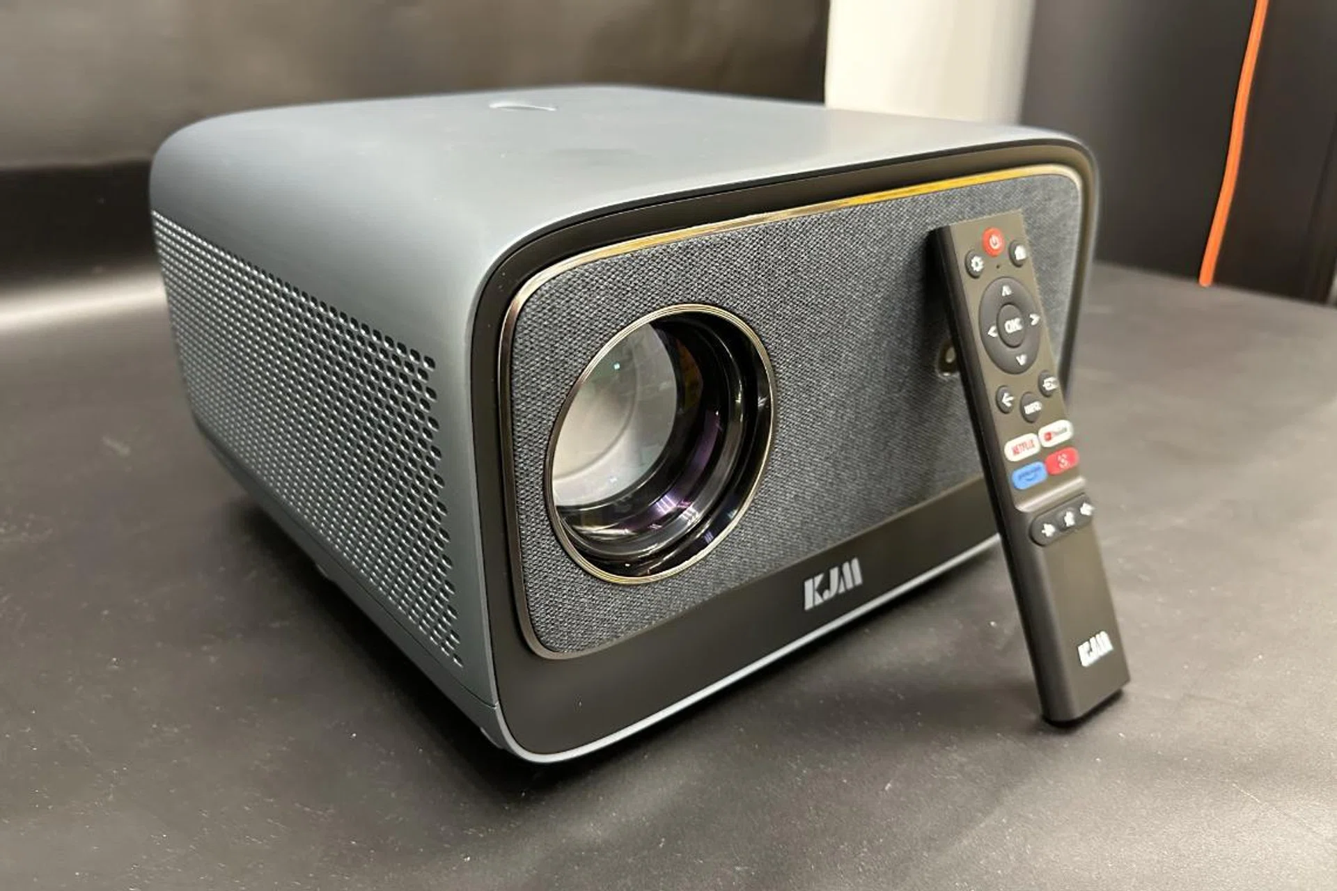 The KJM K3 projector. 