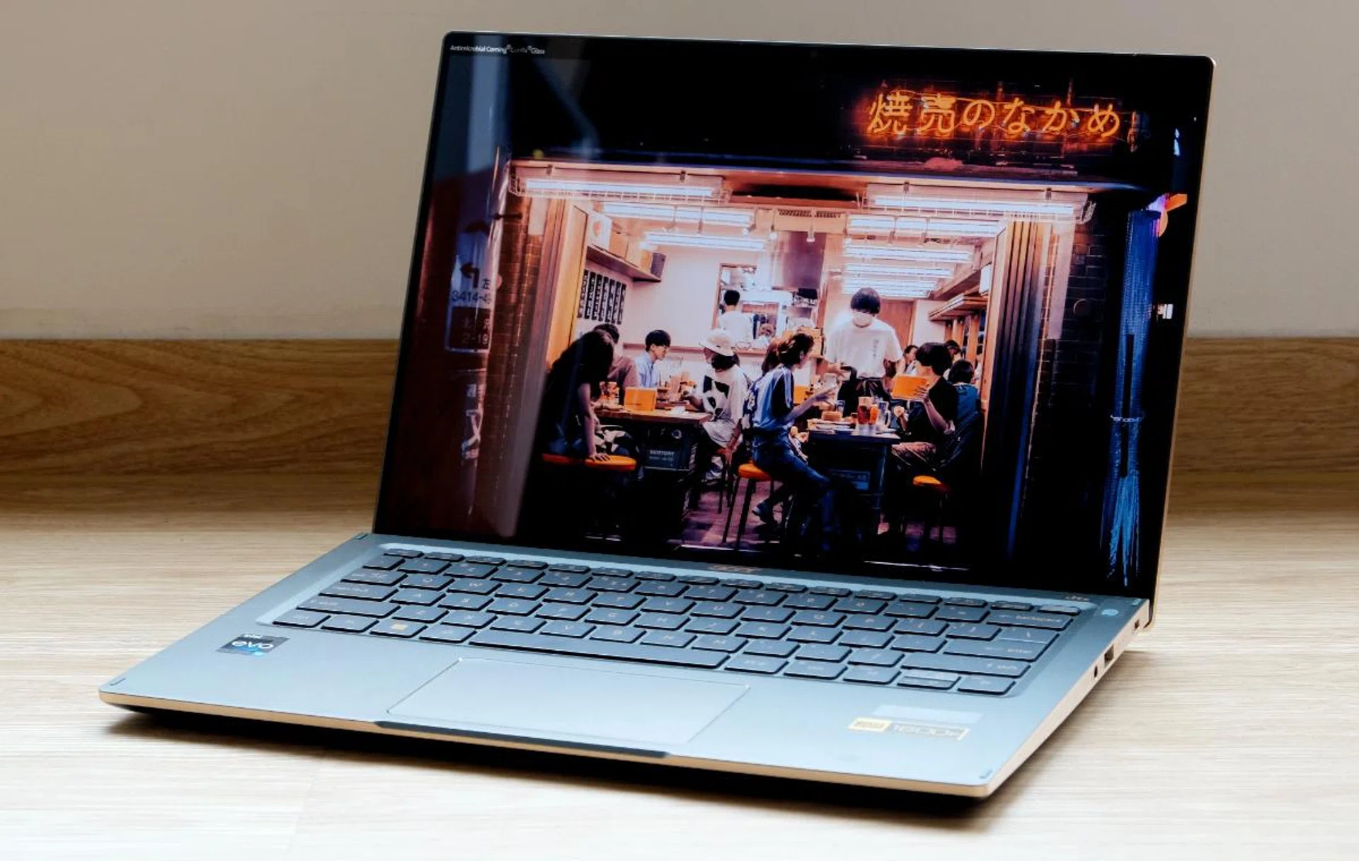 A very solid ultraportable notebook that a very reasonable price.